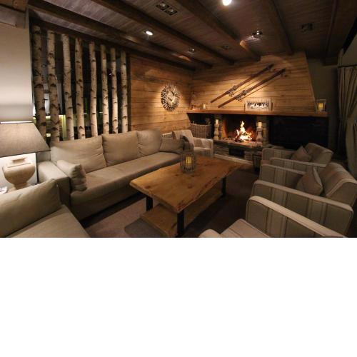 Eira Ski Lodge