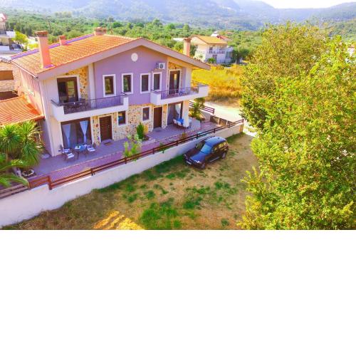 Ekavi Villa