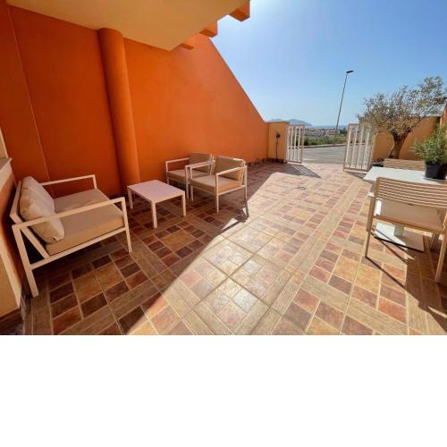 El Alamillo ground floor apartment with sea view
