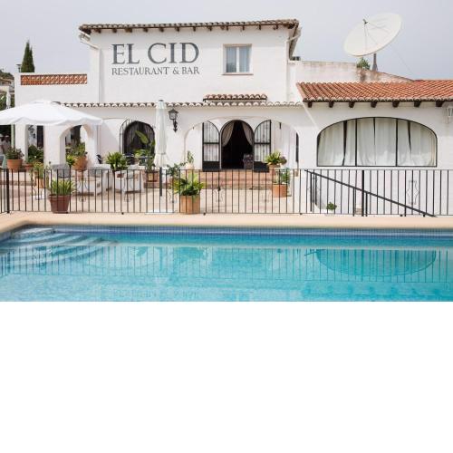 El Cid Country Club