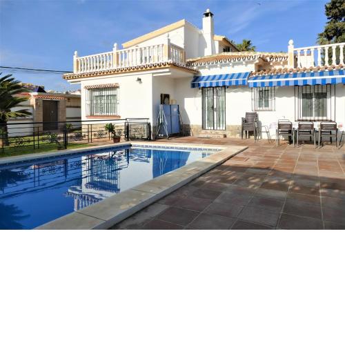El Descanso - by Costadelsolholiday FAMILY VILLA BY MARINA heated private pool!