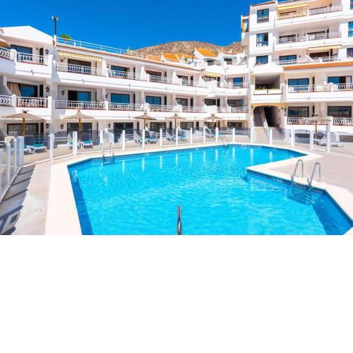 EL DIAMANTINO de Los Cristianos, HEATED POOL, FAST INTERNET