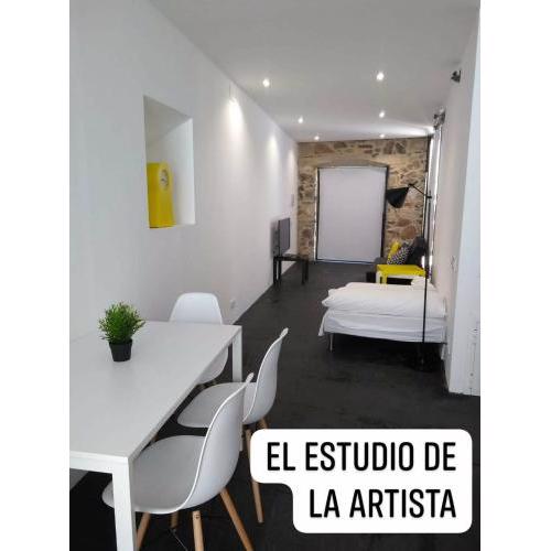 El Estudio de La Artista - El casar de Leo