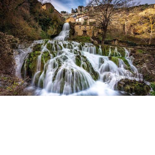 El Salto del Agua Auténtico El Molino de la Cascada Orbaneja