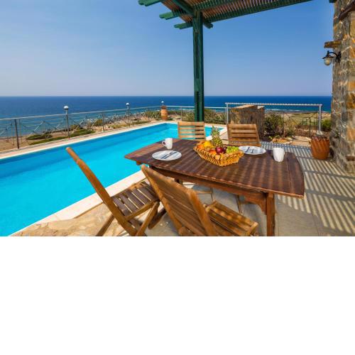 Elafonissi Villa with Amazing Sunset Views & Private Pool near Elafonissi