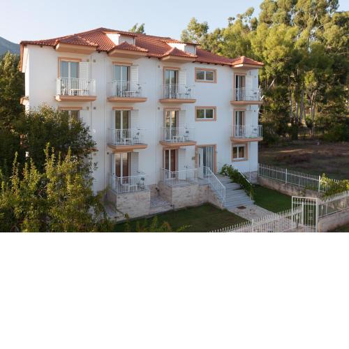 Elatos Apartments