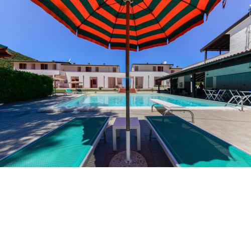 Elba Island Resort Pool & Tennis