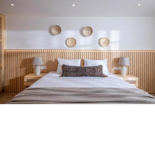 Elea Suites & Residences