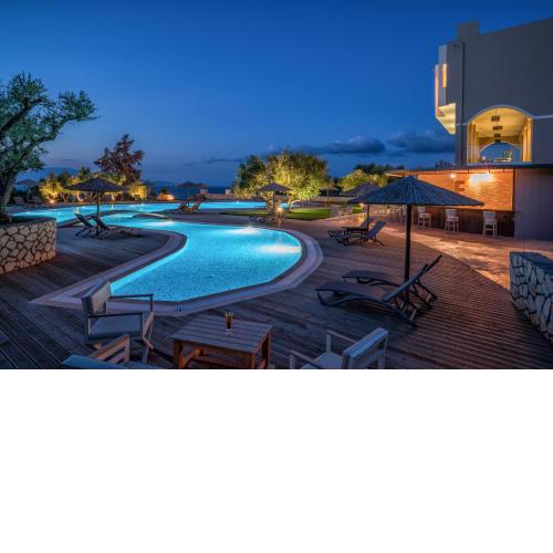 Elegance Luxury Executive Suites - Adults Only