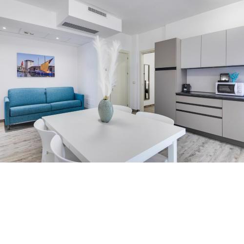 Elegance Suite Apartments