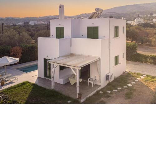 Elegant 2-bedroom villa with private pool near Lindos