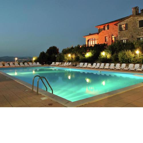 Elegant Apartment in Passaggio di Bettona with Swimming Pool