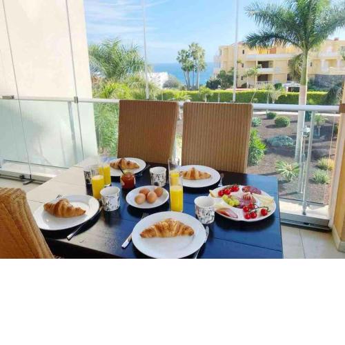 Elegant Colonial Style Ocean View Golf Del Sur