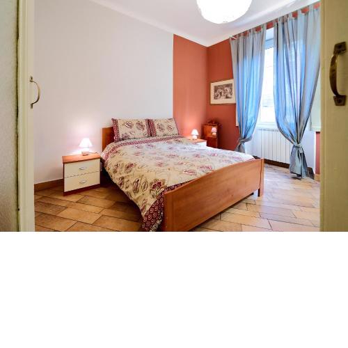 Elegant flat in the center of Milan
