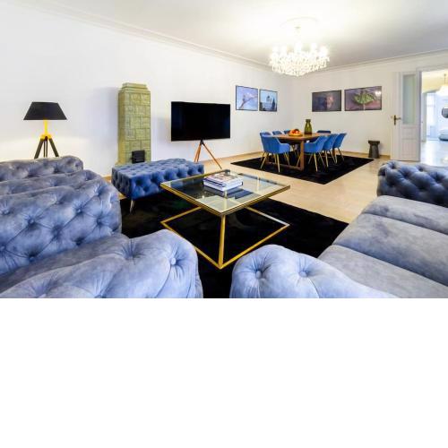 Elegant & Large Accommodation Near Votivkirche