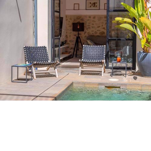 Elegant Town House in Pollensa 2 bedrooms Roser Vell Located in heart of Old Town