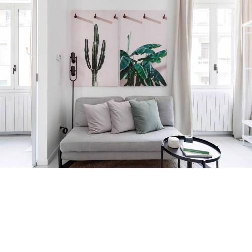 Elegante appartamento minimal dai tocchi botanici
