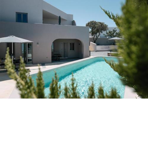 Elements Cozy Suites Pyrgos