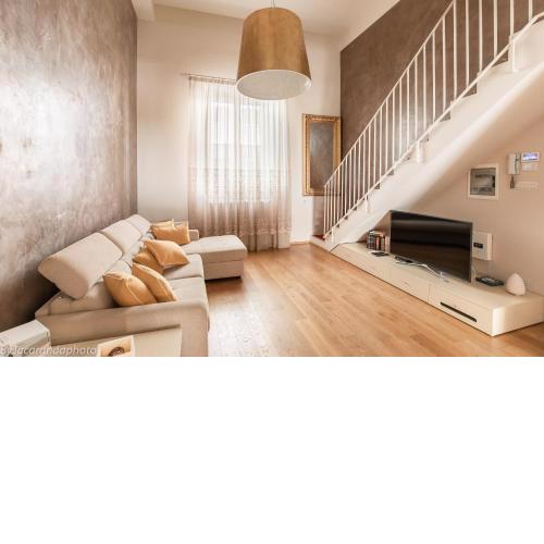 Elena House Gold Apartment