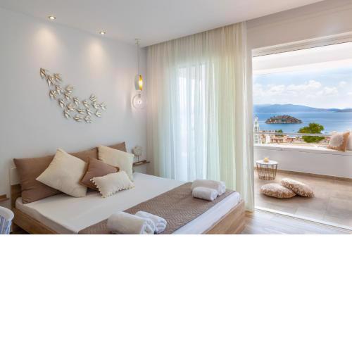 Elena's Tolo sea view