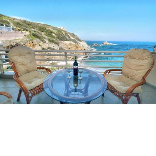 Eleni Sea View Luxury Apartment in Mades