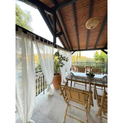 Eleni's Guesthouse