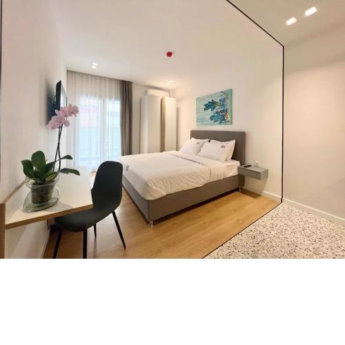 Elephant Suites