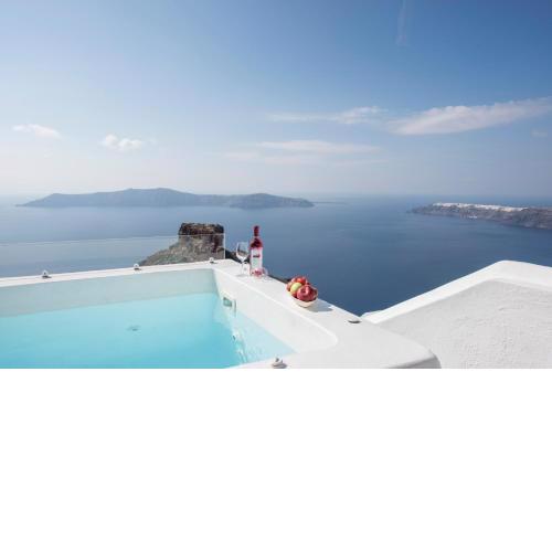 Elia Cave Suites
