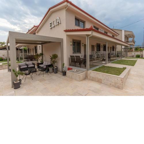 Elia Luxury Apartments