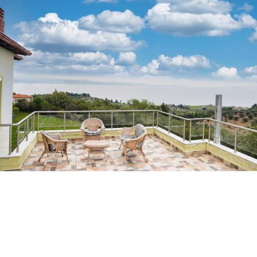 Elia Maisonettes, sea & valley views, 2 bdrms