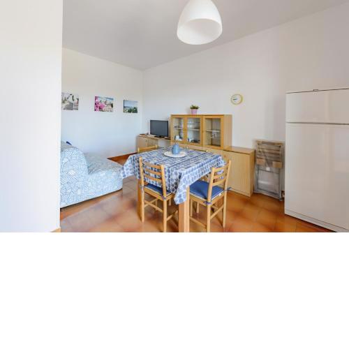 Elisa Apartment by Typney