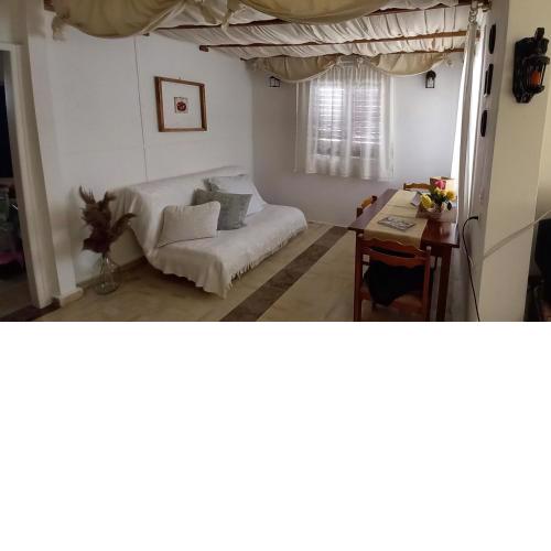Elizas house