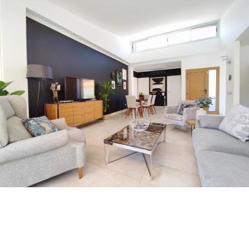 Elle Ocean Villa Gran Canaria Heated pool Wifi