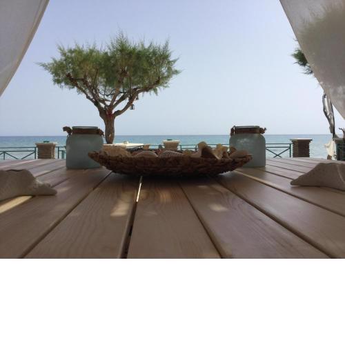 Elli's Seaside House