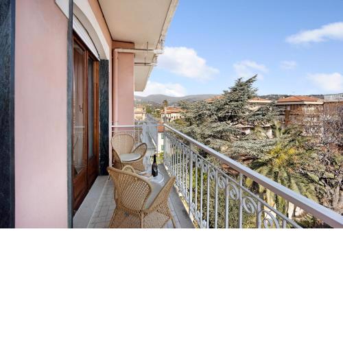 Emanueltortora - con balcone