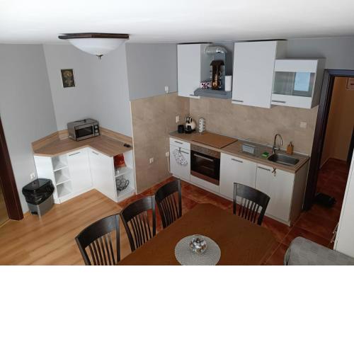 Ema's Apartment at Elit Pamporovo