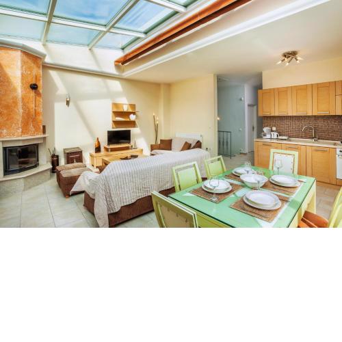 Emenis Luxury Home
