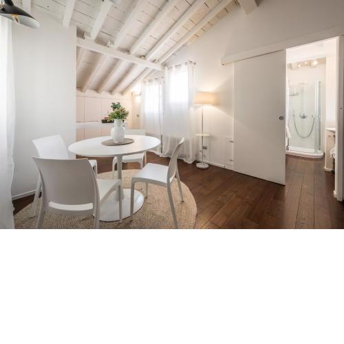 Emilia Suite Urban