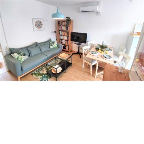 EMILY BEACH-CITY Apartment