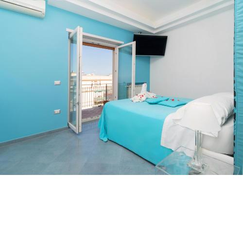 Emily Suites Sorrento