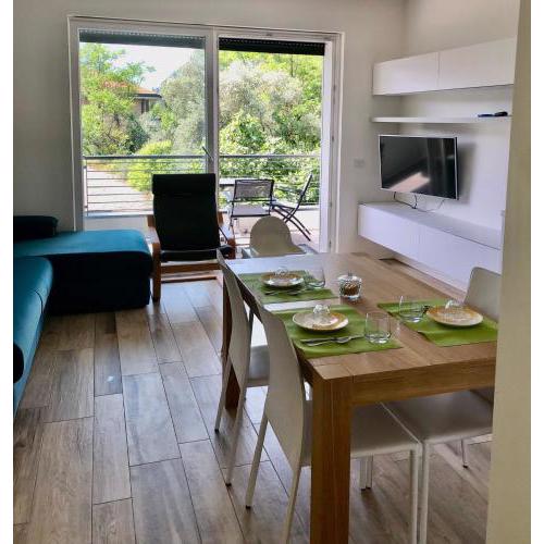 Emma‘s Riva-Dream - sonnige 2-Zimmer-Wohnung mit Garage und Balkon in Riva del Garda