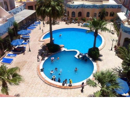 Empire Hotel