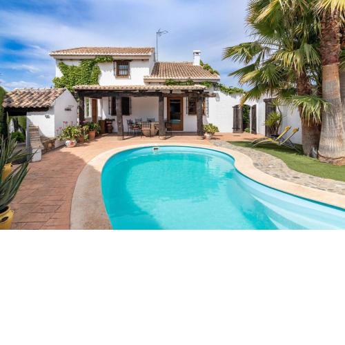 Encantadora casa con piscina privada y chimenea