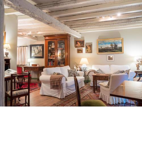 Encantadora Casa de Pueblo con 5 Hab. en Burgos