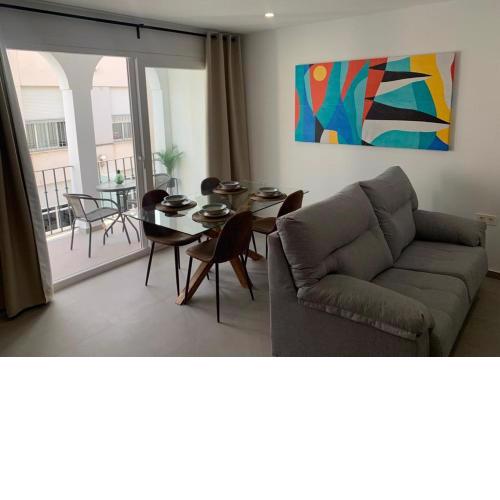 Encanto I solo familias y parejas en zona centro