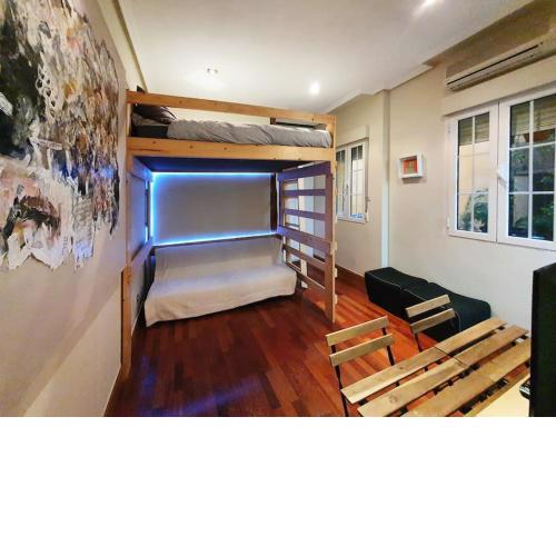 Enjoy a cosy studio in Malasaña BAR