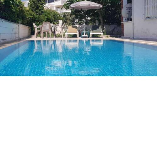 Enjoy a peaceful central location close to everything, truly home from home
