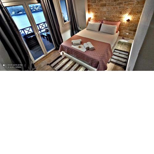 Enjoy Cyclades Apartments
