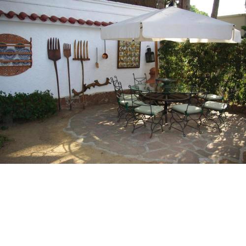 Enjoy your holidays 300m to the Mediterranean sea at Villa DIVALI