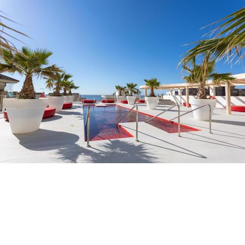 Ensuite The Wave II with Pool and free parking